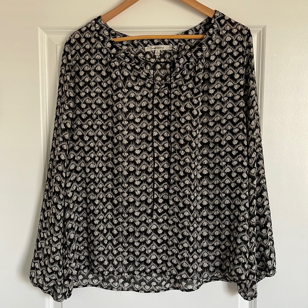 Quintessential Black & Gray Long Sleeve Blouse